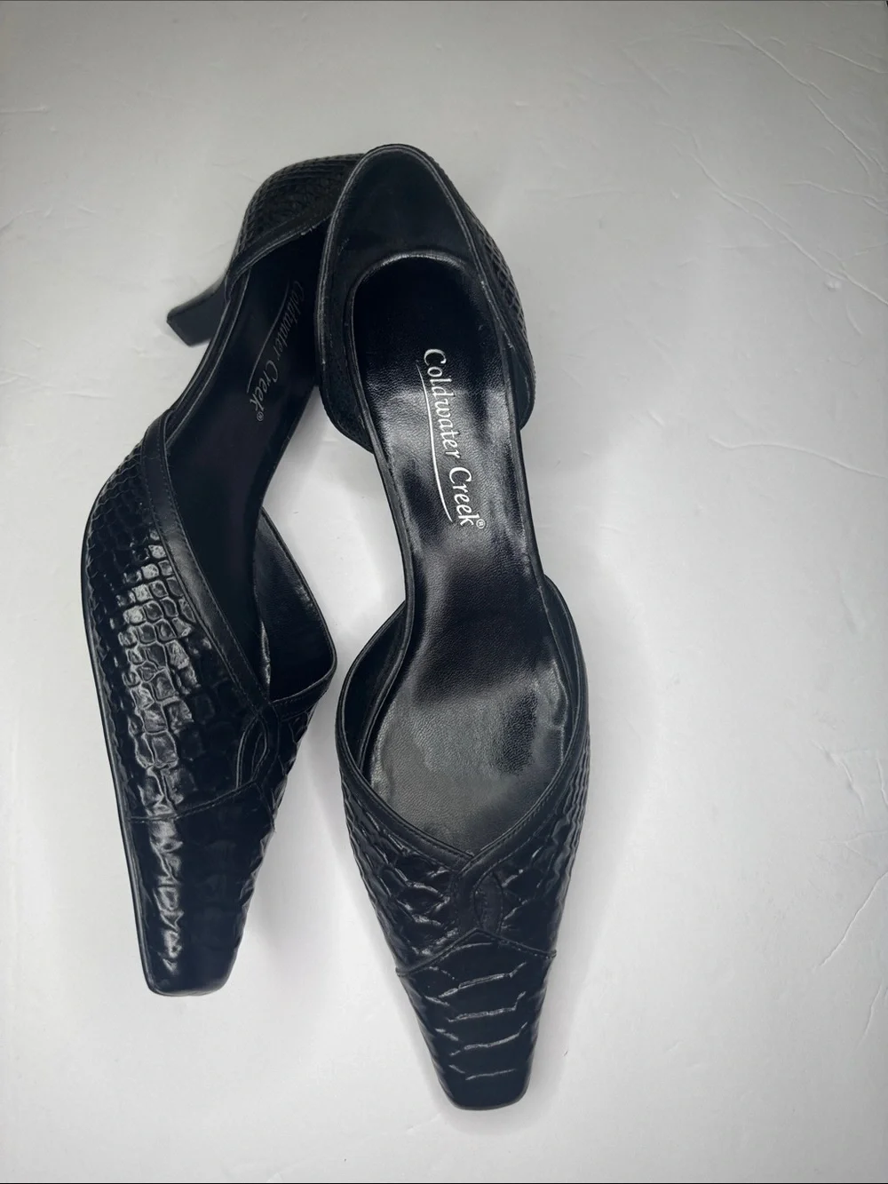 Croc Embossed Vintage Kitten Heels